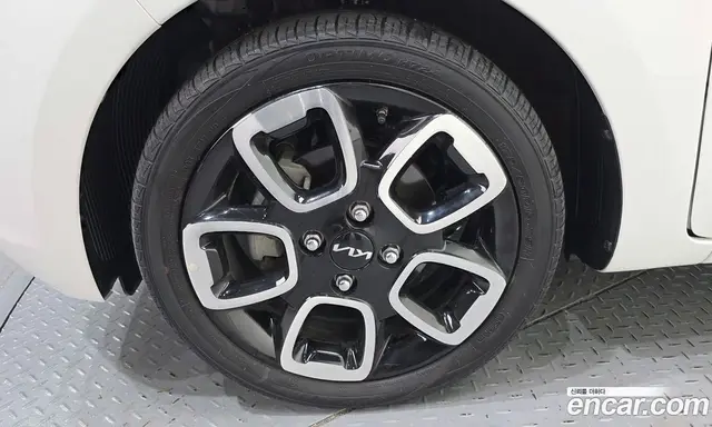 Kia Ray 2022 1.0 автомат (гидро), миниатюра 5