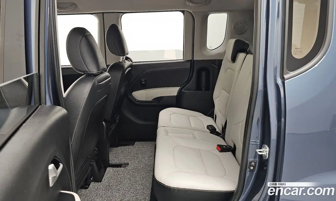 Kia Ray 2023 0.1 автомат (гидро), фото 16