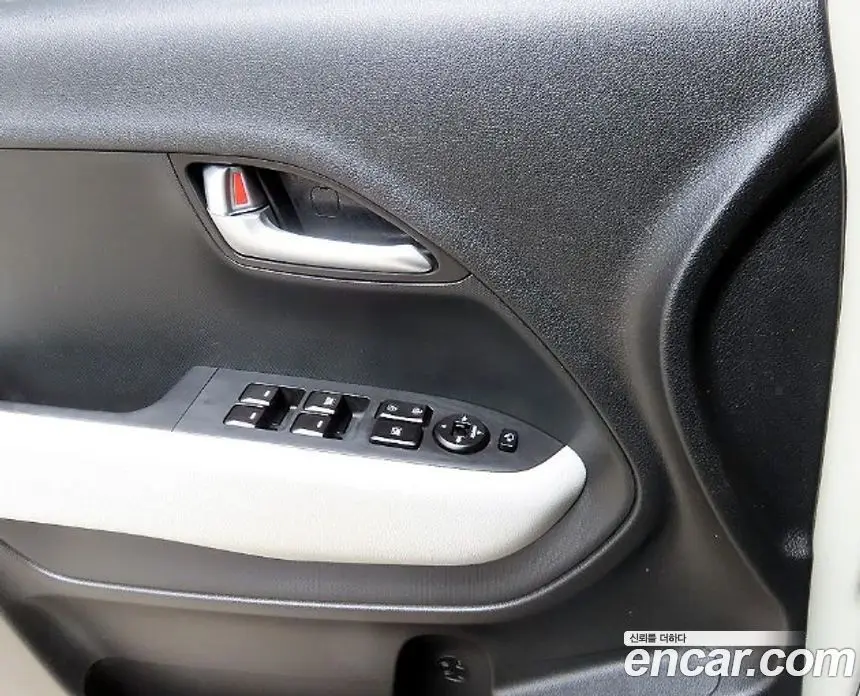 Kia Ray 2024 1.0 автомат (гидро), фото 17