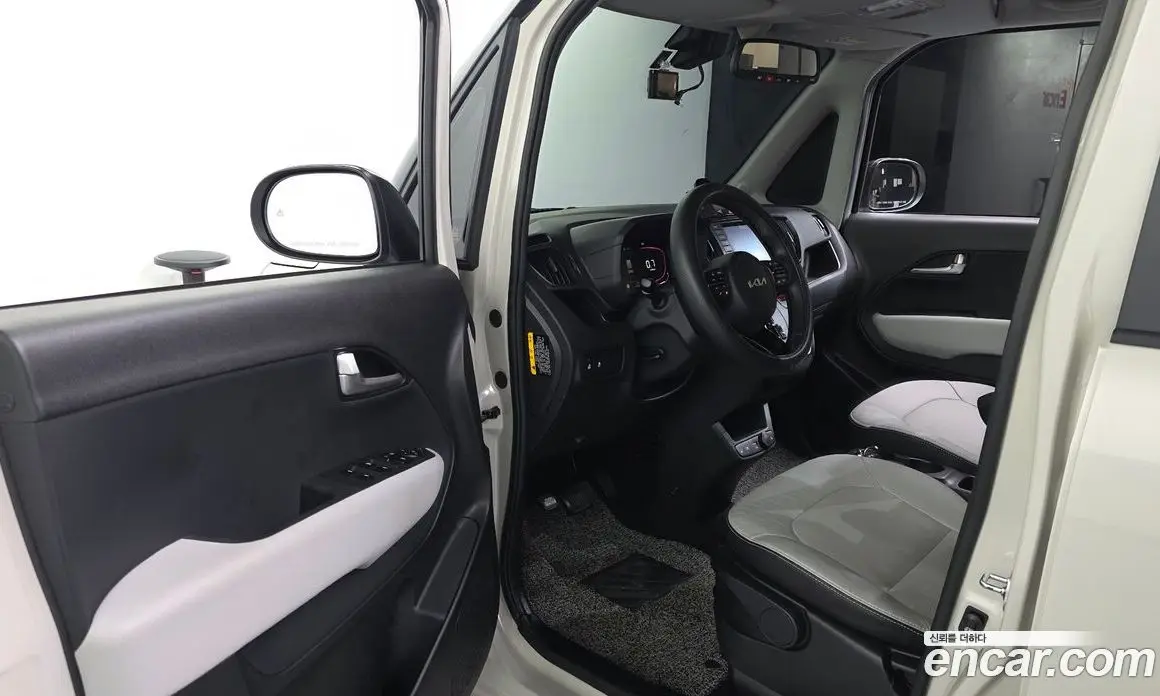 Kia Ray 2024 1.0 автомат (гидро), фото 13
