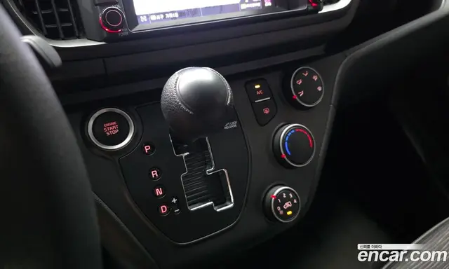 Kia Ray 2024 1.0 автомат (гидро), миниатюра 9