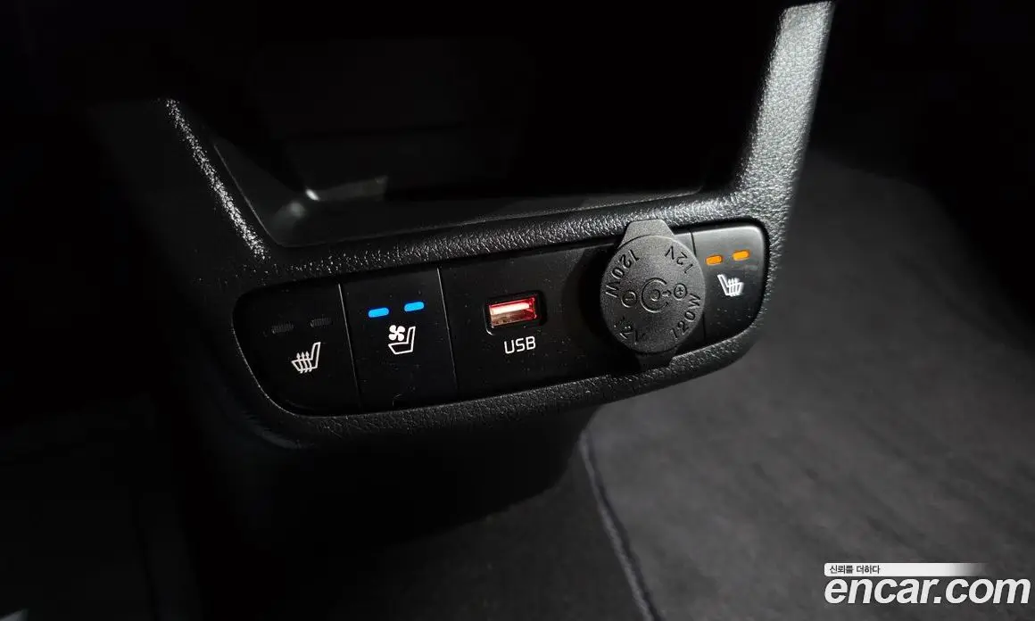 Kia Ray 2024 1.0 автомат (гидро), фото 18