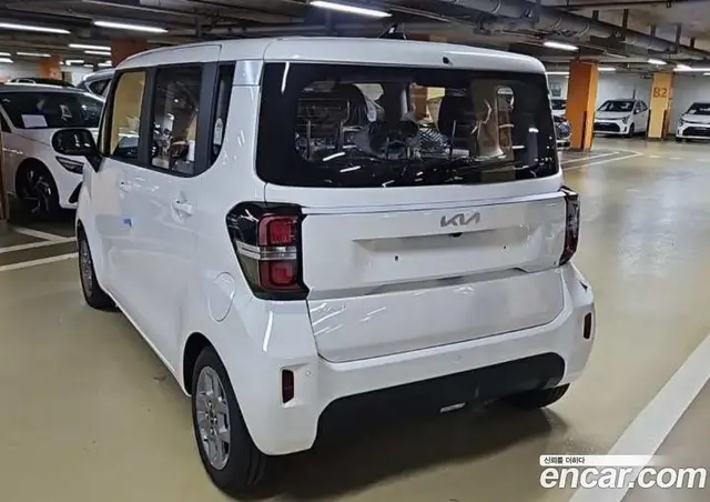Kia Ray 2026 1.0 автомат (гидро), миниатюра 9
