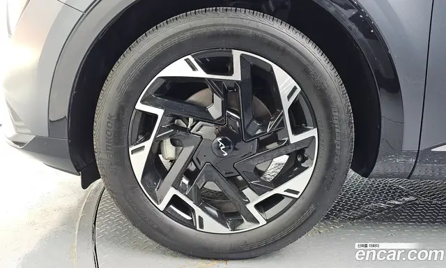 Kia Sportage 2022 1.6 автомат (гидро), миниатюра 5