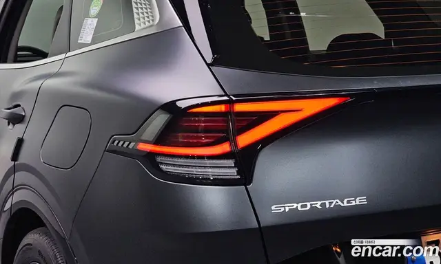 Kia Sportage 2022 1.6 автомат (гидро), миниатюра 9