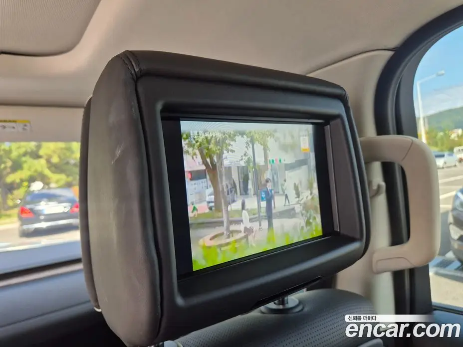 Land Rover Discovery 2017 3.0 автомат (гидро), фото 15