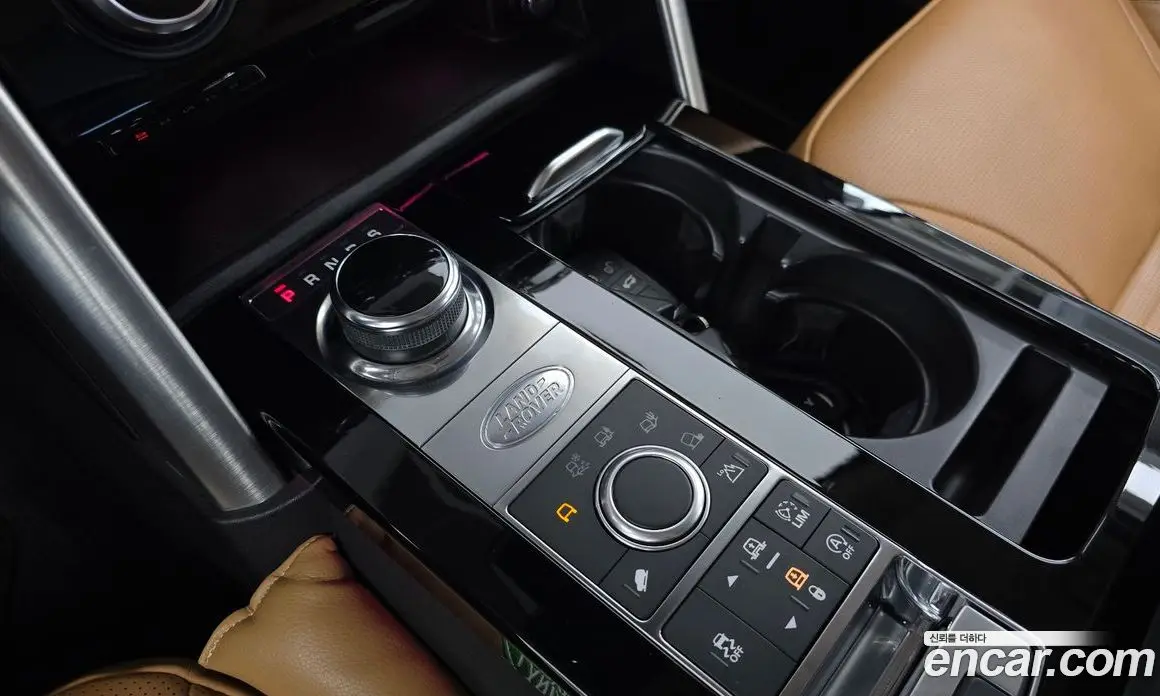 Land Rover Discovery 2018 3.0 автомат (гидро), фото 9