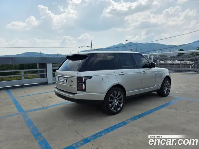 Land Rover Range Rover 2014 4.4 автомат (гидро), миниатюра 5