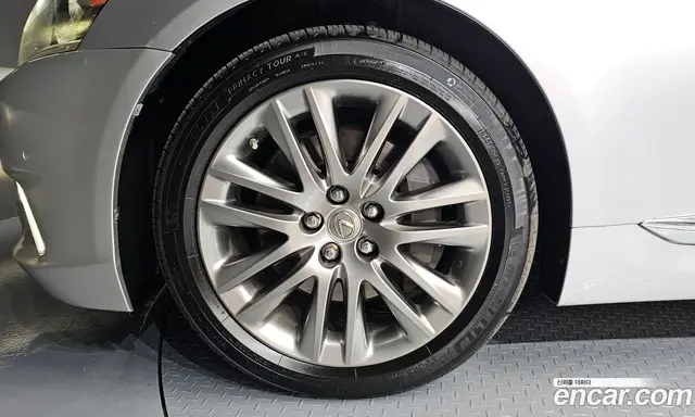 Lexus LS 2014 5.0 автомат (гидро), миниатюра 5