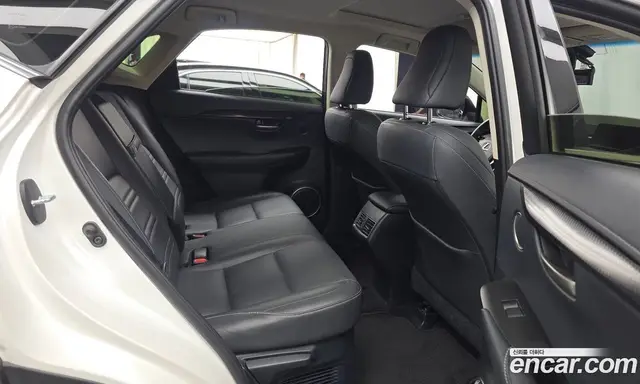 Lexus NX 2015 2.5 автомат (гидро), миниатюра 12