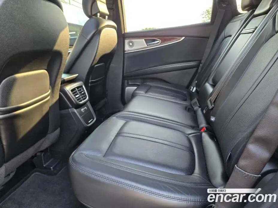 Lincoln MKX 2016 2.7 автомат (гидро), фото 16 Lincoln MKX 2016 2.7 автомат (гидро), фото 16