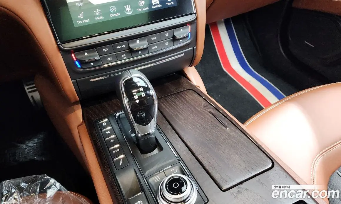 Maserati Quattroporte 2018 3.0 автомат (гидро), фото 9