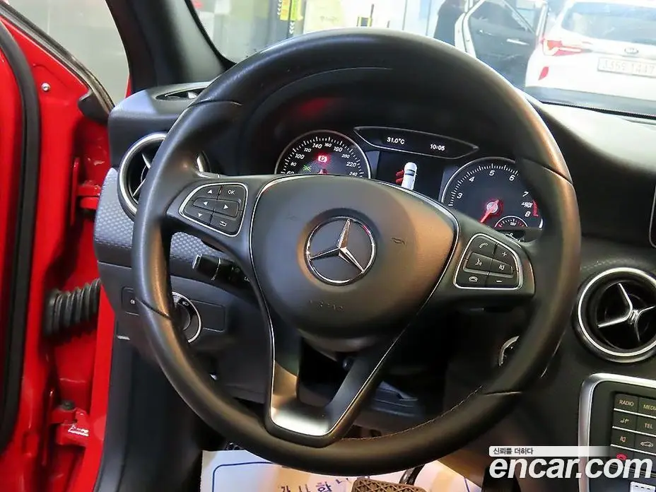 Mercedes-Benz A-Class 2016 1.6 гидро, фото 12 Mercedes-Benz A-Class 2016 1.6 гидро, фото 12