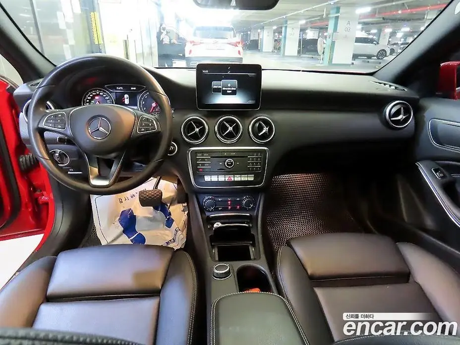 Mercedes-Benz A-Class 2016 1.6 гидро, фото 10 Mercedes-Benz A-Class 2016 1.6 гидро, фото 10