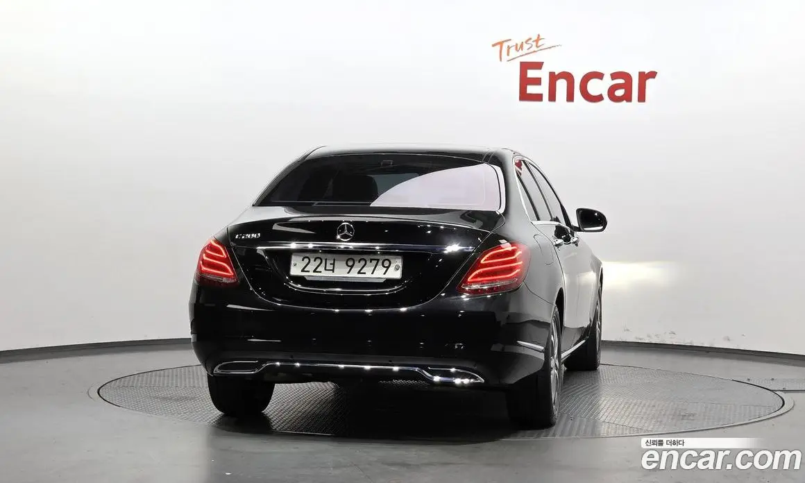 Mercedes-Benz C-Class 2014 2.0 гидро, фото 4 Mercedes-Benz C-Class 2014 2.0 гидро, фото 4