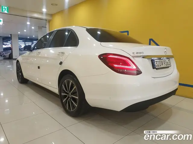 Mercedes-Benz C-Class 2019 2.0 гидро, миниатюра 2