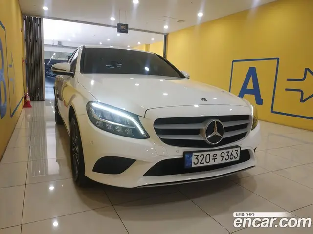 Mercedes-Benz C-Class 2019 2.0 гидро, миниатюра 6