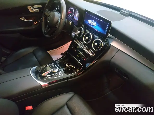 Mercedes-Benz C-Class 2019 2.0 гидро, миниатюра 7