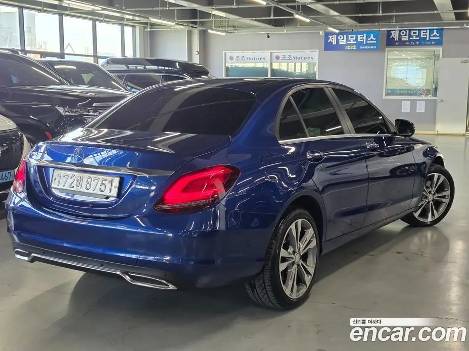 Mercedes-Benz C-Class 2019 2.0 гидро, фото 2 Mercedes-Benz C-Class 2019 2.0 гидро, фото 2