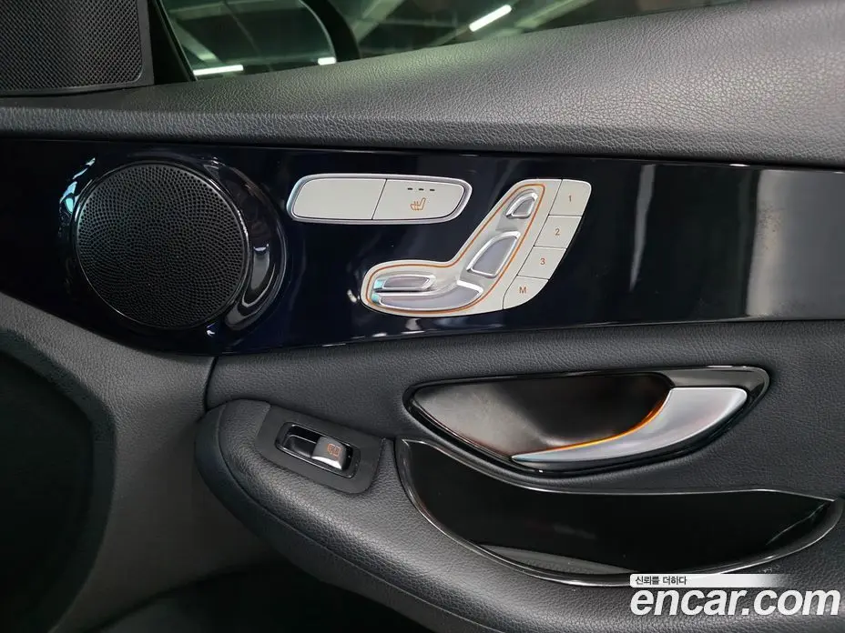 Mercedes-Benz C-Class 2019 2.0 гидро, фото 14 Mercedes-Benz C-Class 2019 2.0 гидро, фото 14