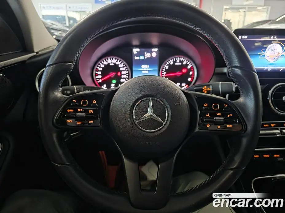 Mercedes-Benz C-Class 2019 2.0 гидро, фото 19 Mercedes-Benz C-Class 2019 2.0 гидро, фото 19