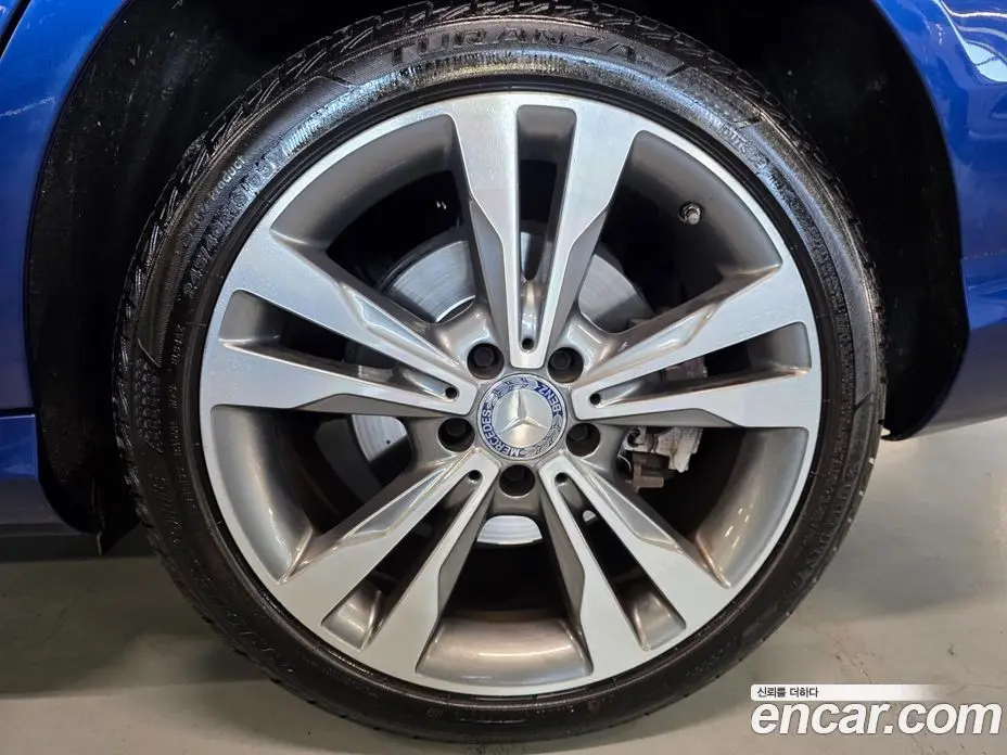 Mercedes-Benz C-Class 2019 2.0 гидро, фото 5 Mercedes-Benz C-Class 2019 2.0 гидро, фото 5