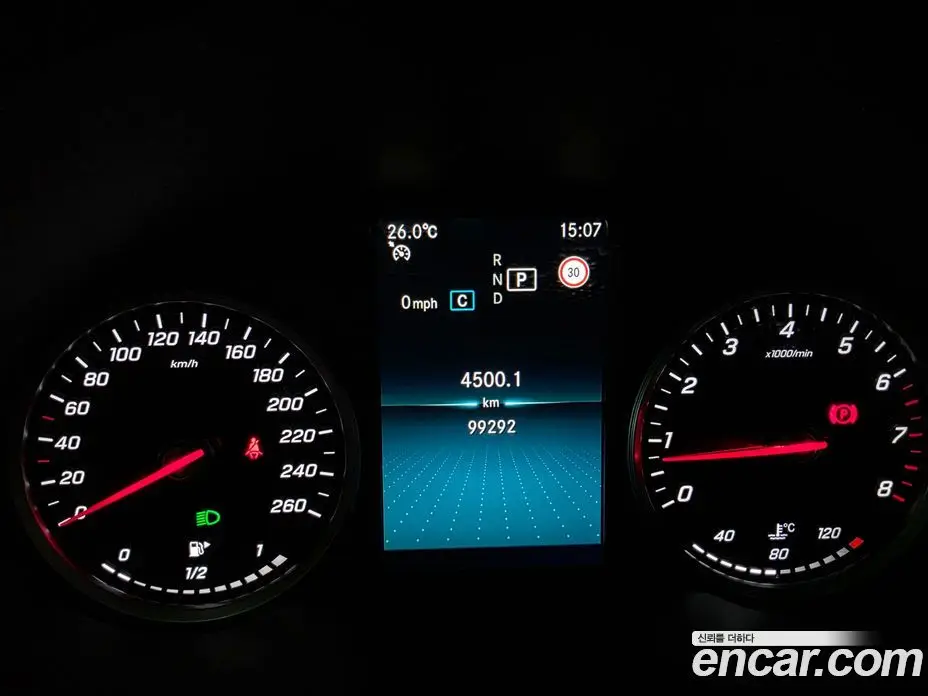 Mercedes-Benz C-Class 2019 2.0 гидро, фото 8 Mercedes-Benz C-Class 2019 2.0 гидро, фото 8