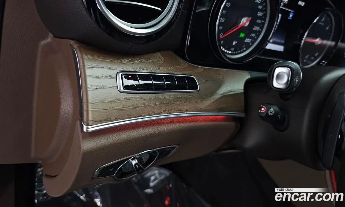 Mercedes-Benz E-Class 2019 1.9 гидро, фото 29 Mercedes-Benz E-Class 2019 1.9 гидро, фото 29
