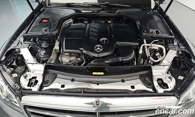 Mercedes-Benz E-Class 2019 1.9 гидро, миниатюра 6 Mercedes-Benz E-Class 2019 1.9 гидро, миниатюра 6