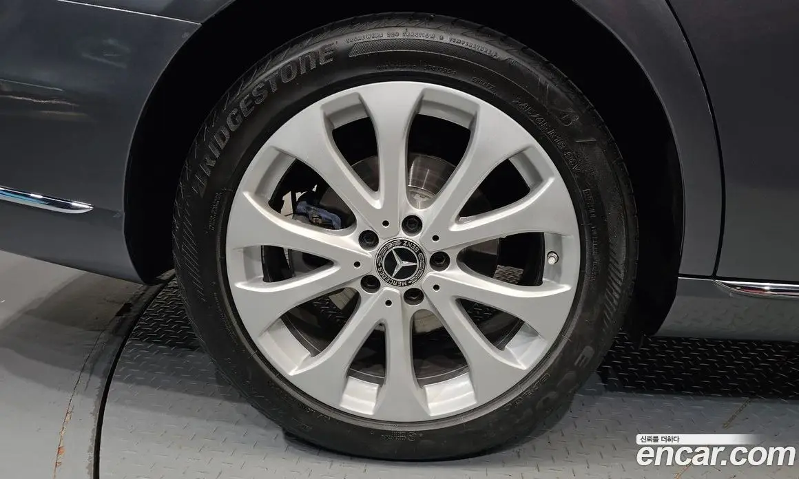 Mercedes-Benz E-Class 2019 1.9 гидро, фото 7 Mercedes-Benz E-Class 2019 1.9 гидро, фото 7