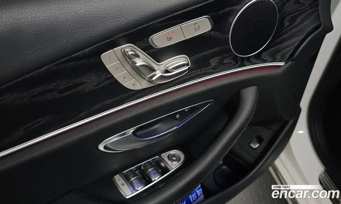 Mercedes-Benz E-Class 2019 1.9 гидро, фото 25 Mercedes-Benz E-Class 2019 1.9 гидро, фото 25