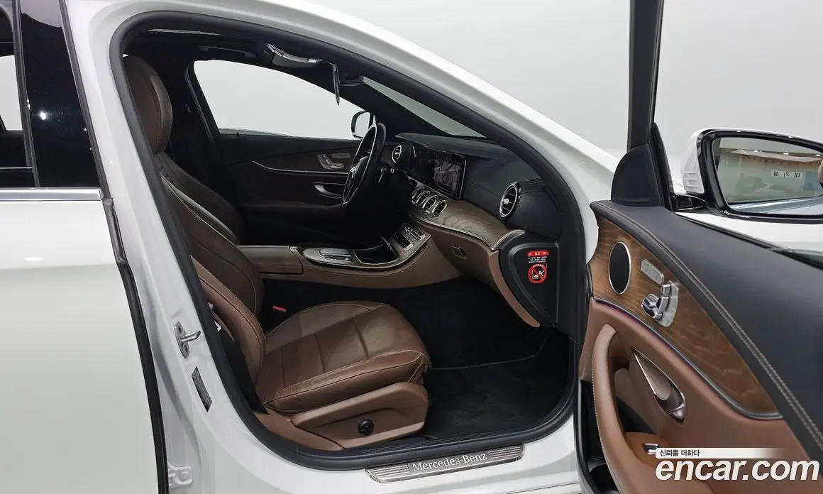 Mercedes-Benz E-Class 2021 2.0 автомат (гидро), фото 24