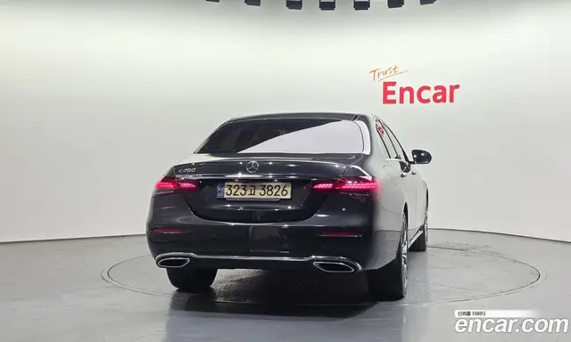 Mercedes-Benz E-Class 2021 2.0 гидро, миниатюра 4