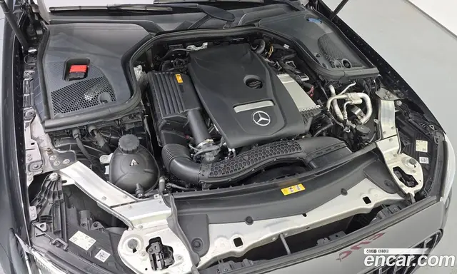 Mercedes-Benz E-Class 2021 2.0 гидро, миниатюра 6
