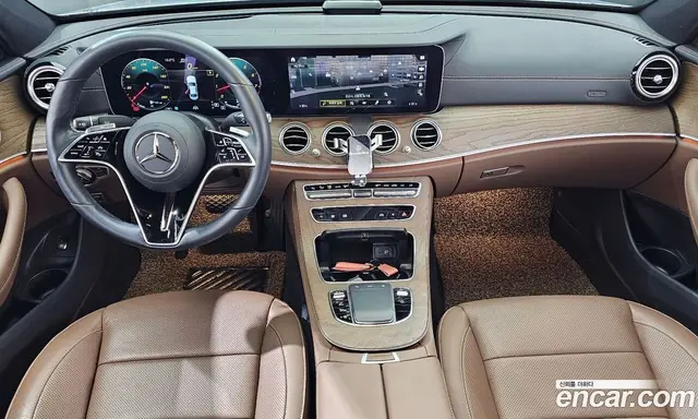 Mercedes-Benz E-Class 2022 2.0 автомат (гидро), миниатюра 7