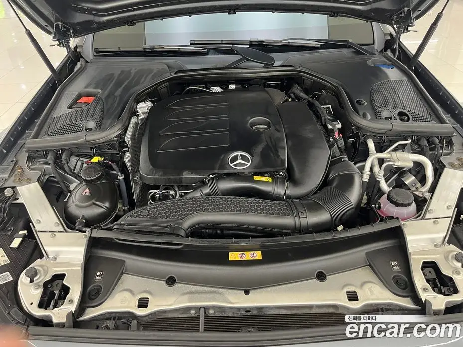 Mercedes-Benz E-Class 2022 2.0 гидро, фото 20