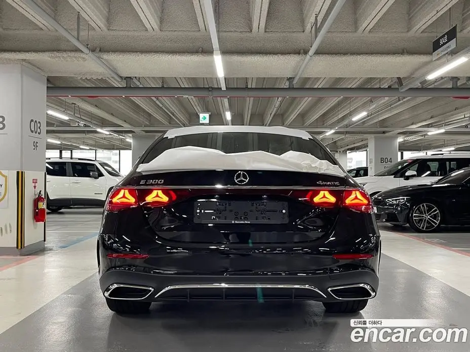 Mercedes-Benz E-Class 2026 2.0 гидро, фото 4