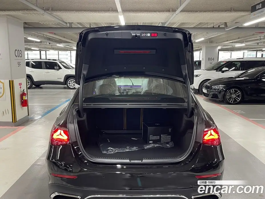 Mercedes-Benz E-Class 2026 2.0 гидро, фото 10