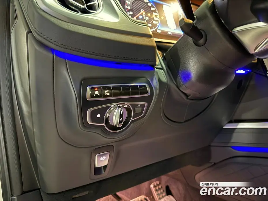 Mercedes-Benz G-Class 2024 4.0 гидро, фото 11