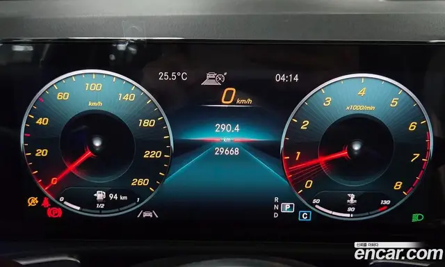 Mercedes-Benz GLB-Class 2021 2.0 гидро, миниатюра 11