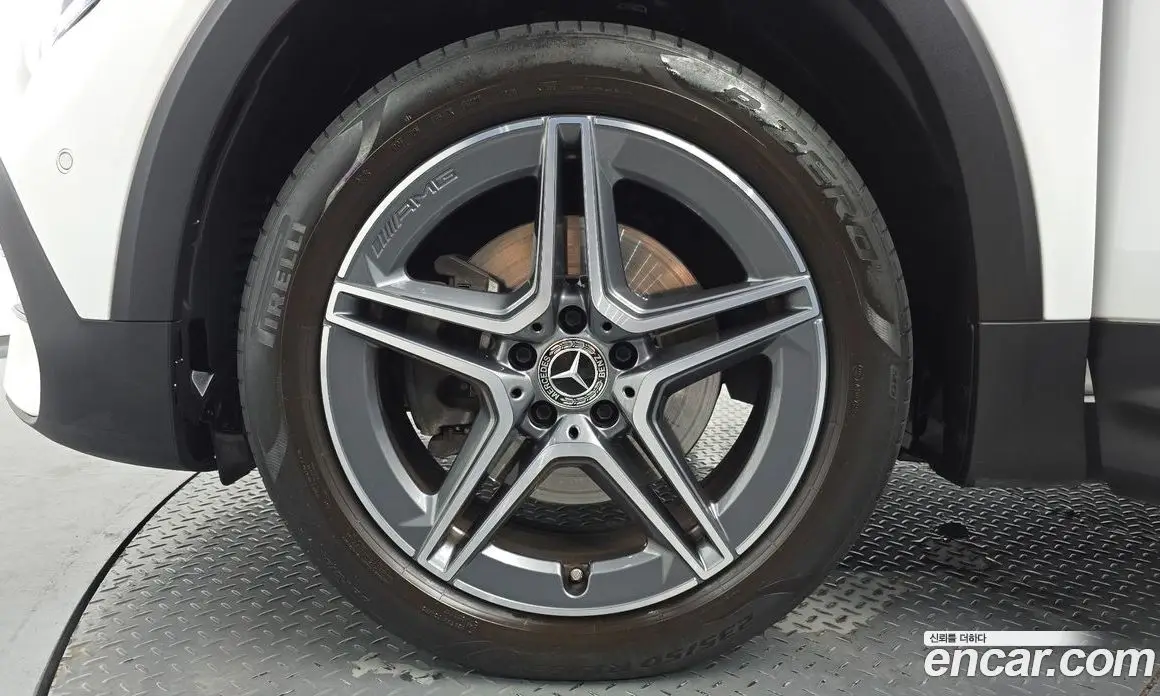 Mercedes-Benz GLB-Class 2021 2.0 гидро, фото 5