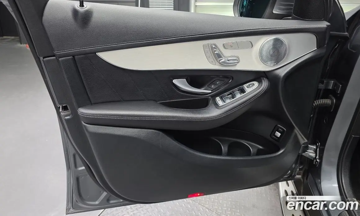 Mercedes-Benz GLC-Class 2019 2.0 гидро, фото 14 Mercedes-Benz GLC-Class 2019 2.0 гидро, фото 14
