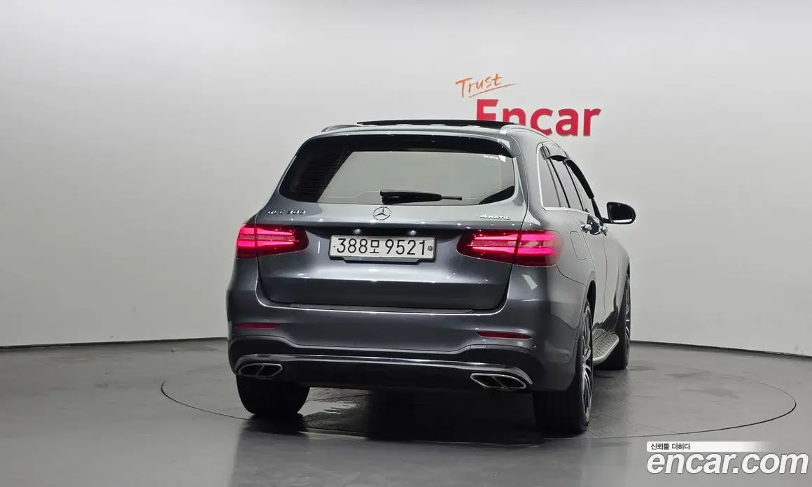 Mercedes-Benz GLC-Class 2019 2.0 гидро, фото 4 Mercedes-Benz GLC-Class 2019 2.0 гидро, фото 4