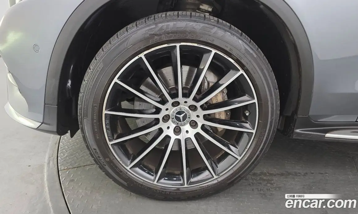 Mercedes-Benz GLC-Class 2019 2.0 гидро, фото 5 Mercedes-Benz GLC-Class 2019 2.0 гидро, фото 5