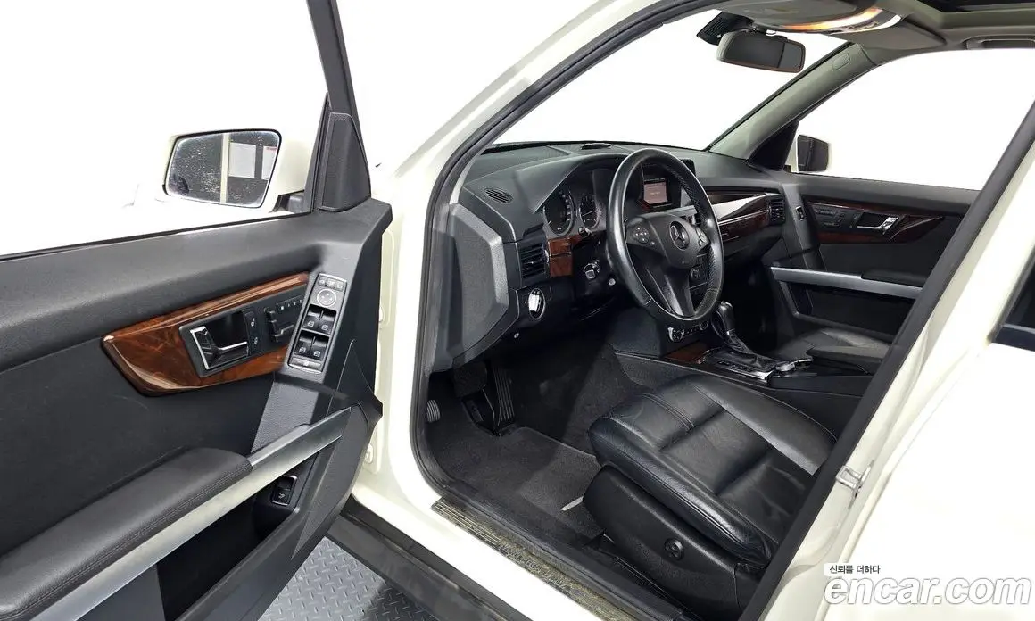 Mercedes-Benz GLK-Class 2011 2.1 гидро, фото 10 Mercedes-Benz GLK-Class 2011 2.1 гидро, фото 10