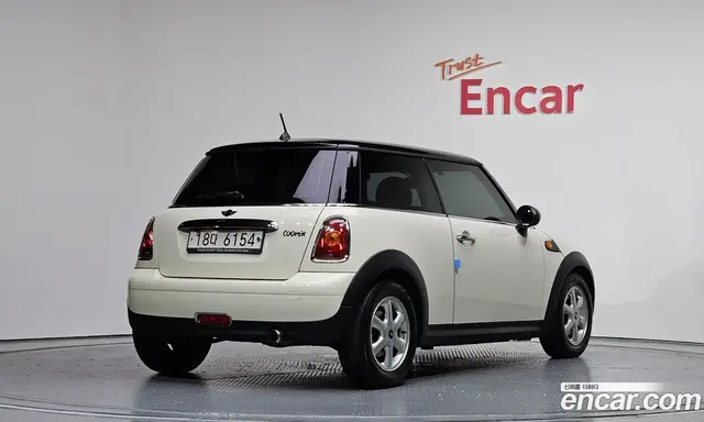 Mini Cooper 2009 1.6 автомат (гидро), миниатюра 2