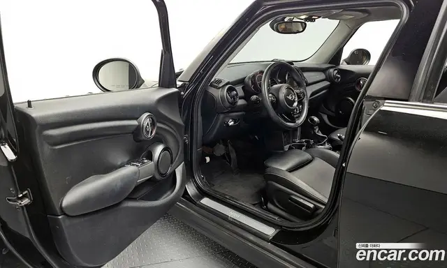 Mini Cooper 2015 1.5 автомат (гидро), миниатюра 10