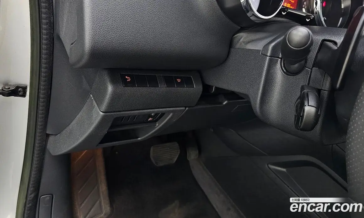 Peugeot 3008 2014 1.6 автомат (гидро), фото 22