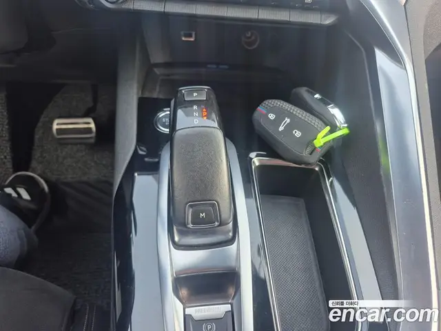 Peugeot 3008 2018 2.0 автомат (гидро), миниатюра 8