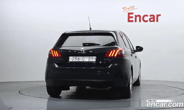 Peugeot 308 2016 1.6 автомат (гидро), миниатюра 4